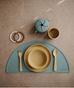Vaisselle, set de table, bavoir-Tasse snacking/collation-Mushie-Mer(e)veilleuse