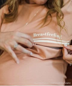 Vêtements d'allaitement-Tee-shirt d'allaitement 'Breastfeeling' - Biscuit-You&Milk-Mer(e)veilleuse