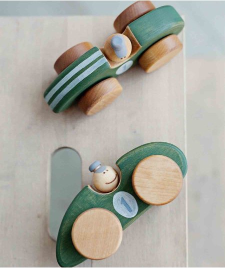 Jouets en bois, figurines-Jouet en bois voiture de course vintage verte-Friendly Toys-Mer(e)veilleuse