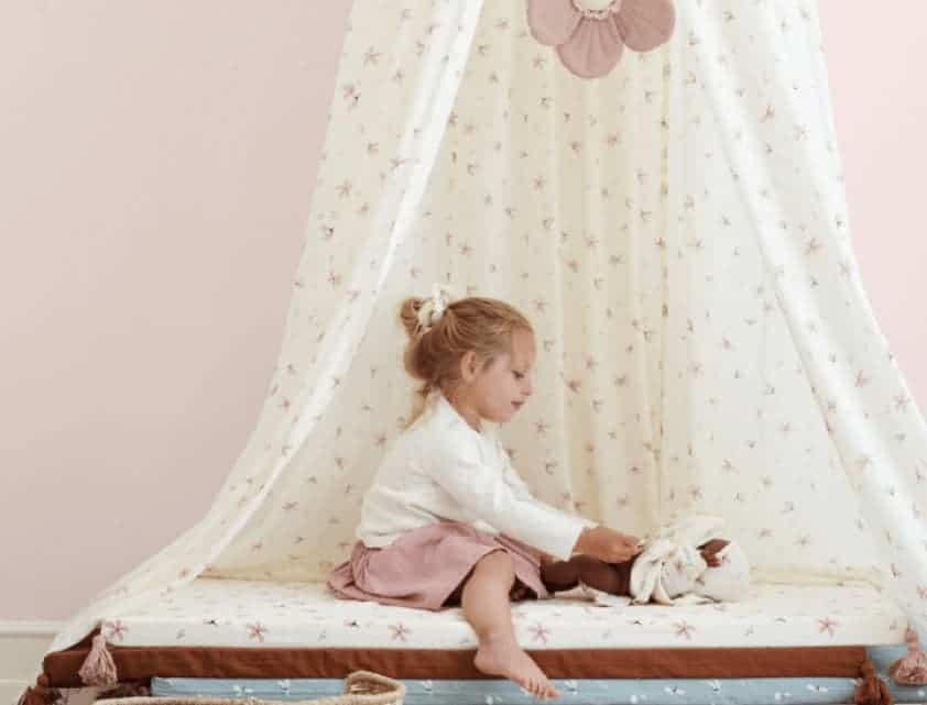 Déco lit-cabane : 10 inspirations tendance pour votre enfant