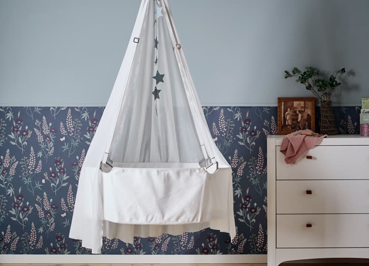 Dormir sur un nuage avec le lit bébé suspendu